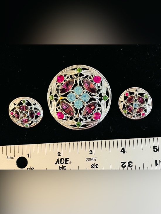Sarah Coventry Jewelry - Vintage Multicolor Crystal Filigree Brooch and Earring Set